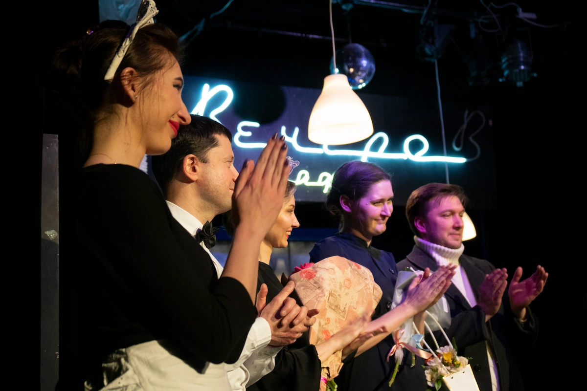 Сценический процесс JuliaStage