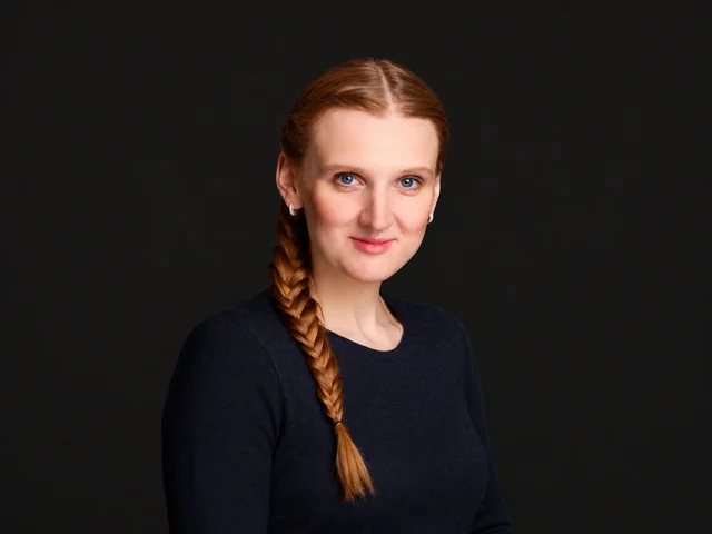 Елена Никишина